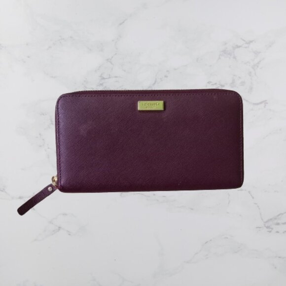 kate spade Accessories - Kate Spade New York Handheld Wallet With Cardholders and Pockets (Like New)